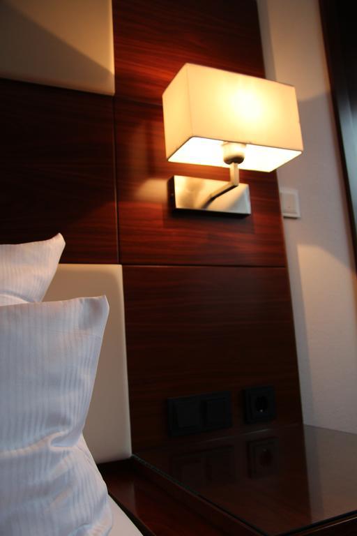 Adena Hotel Bremerhaven Esterno foto