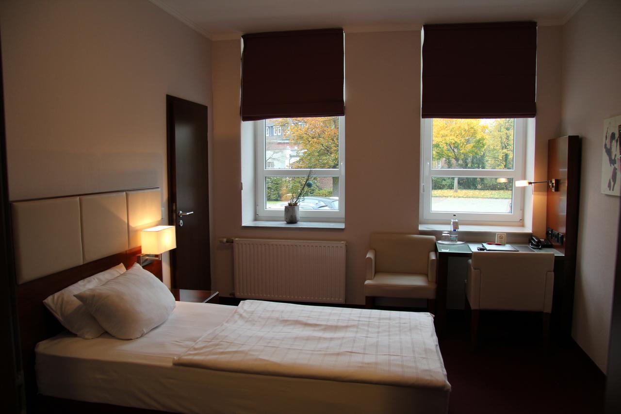 Adena Hotel Bremerhaven Esterno foto