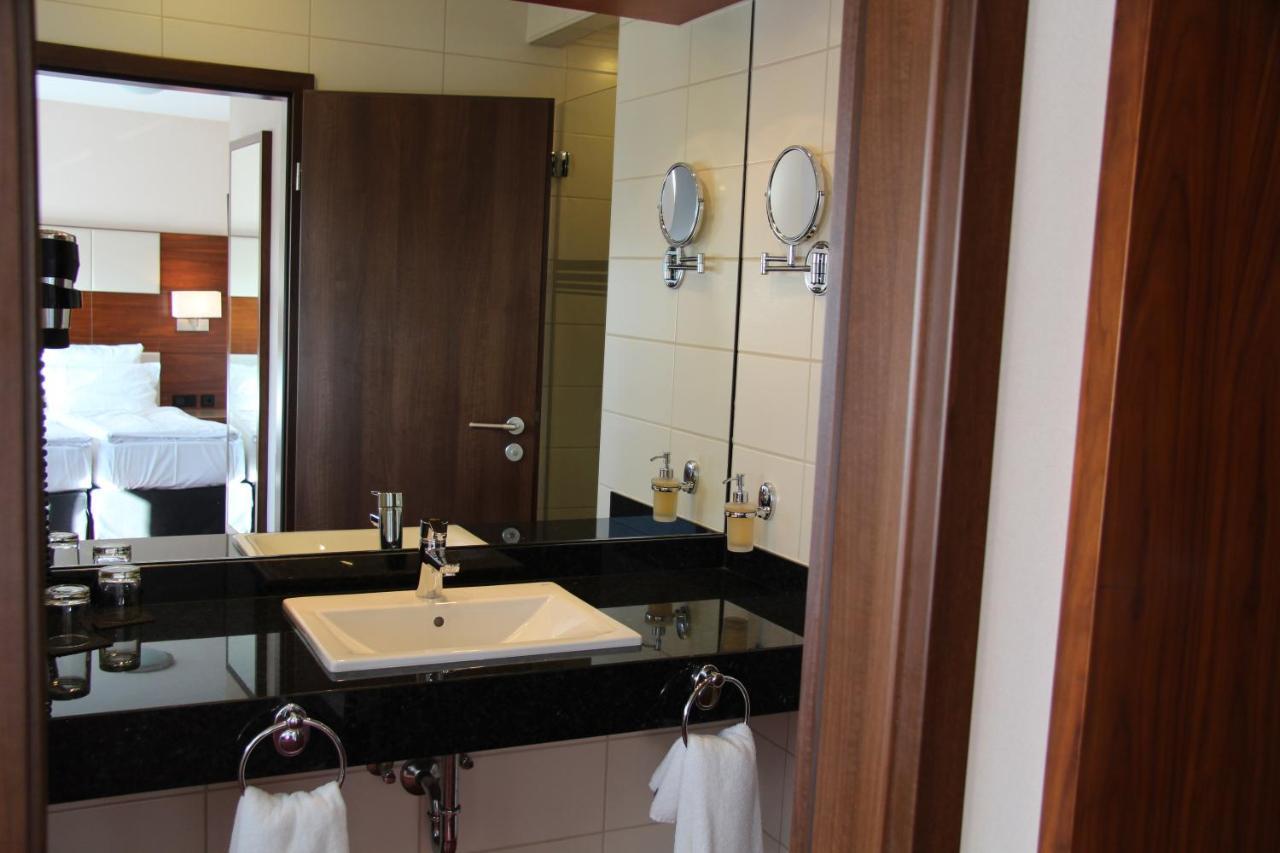 Adena Hotel Bremerhaven Esterno foto