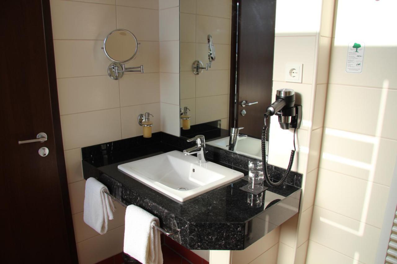 Adena Hotel Bremerhaven Esterno foto
